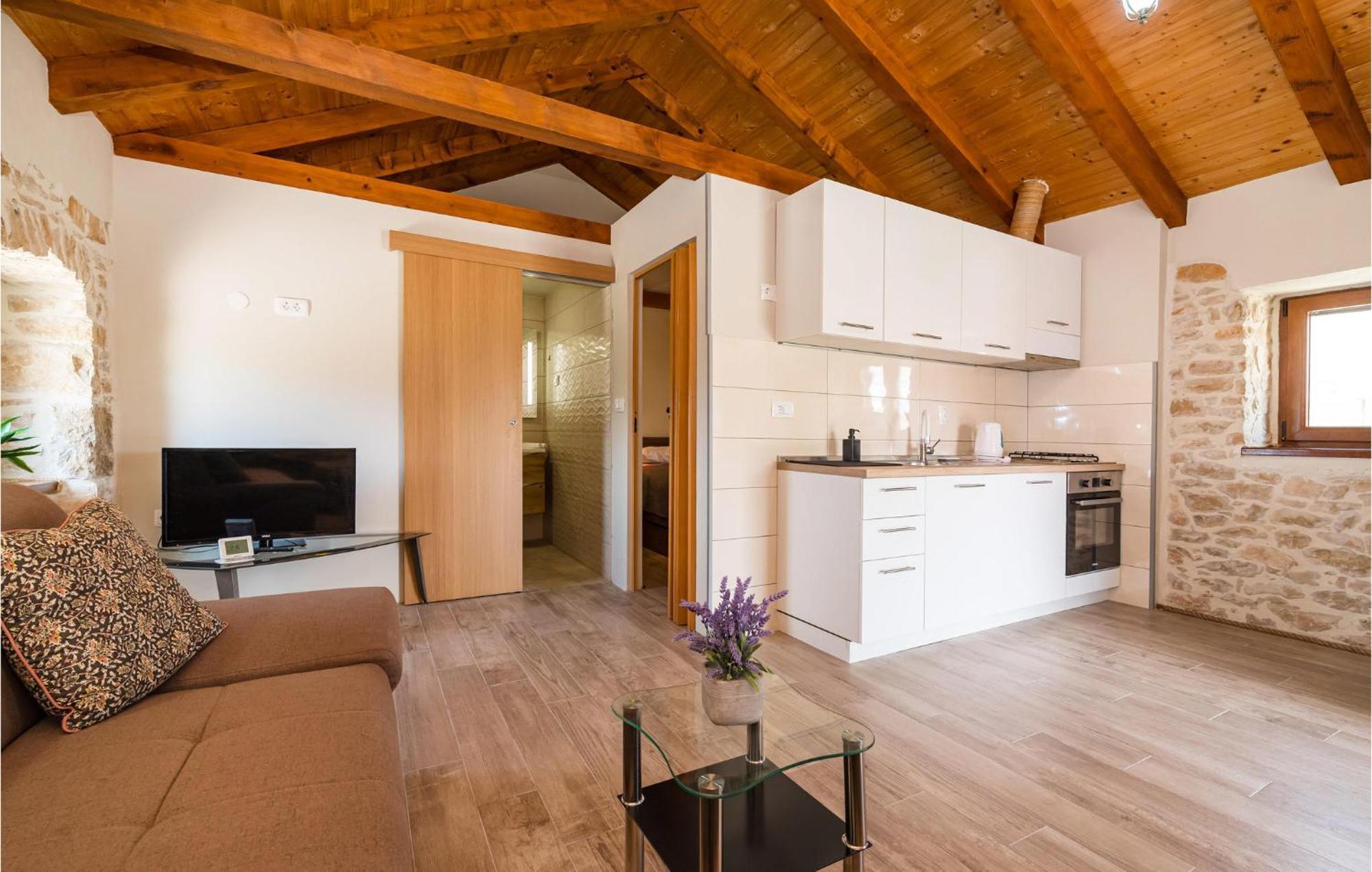 Pet Friendly Home In Murvica With Kitchen Zewnętrze zdjęcie